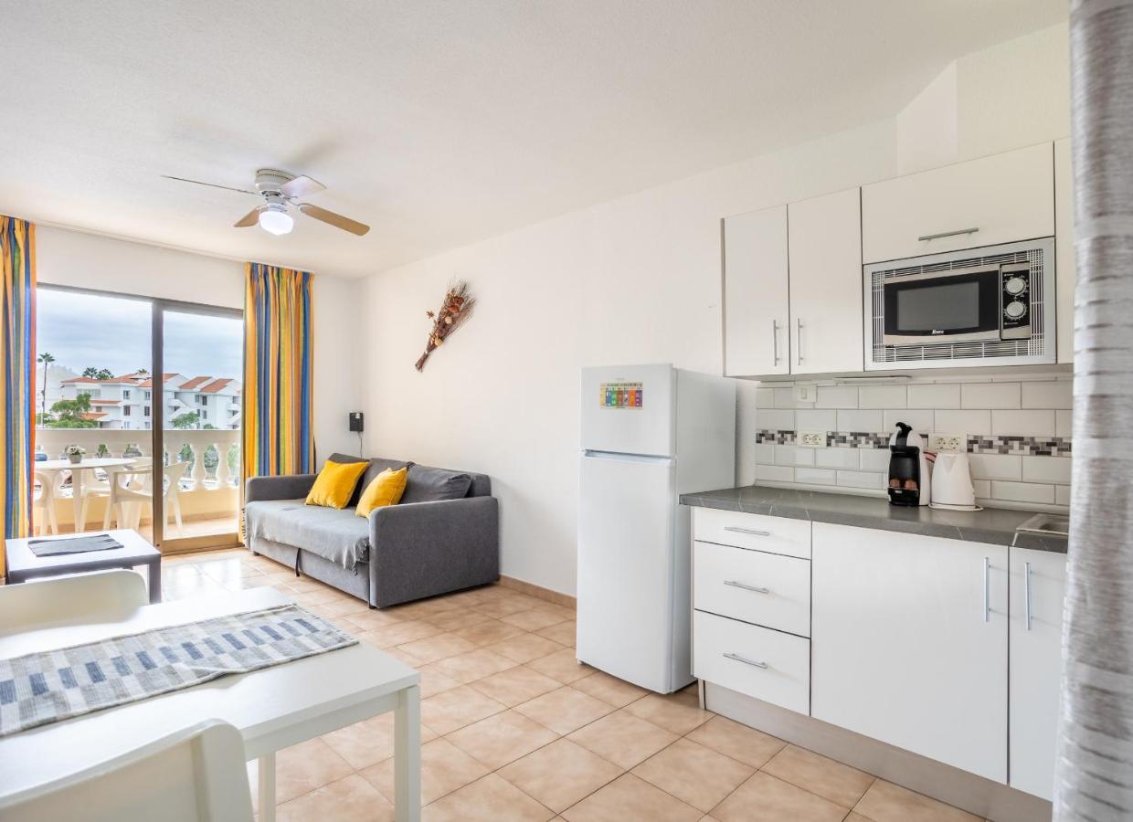 Castle Harbour Matthew'S Flat Los Cristianos By Lovetenerife Exterior foto
